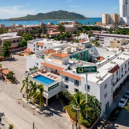 Quality Inn Mazatlan Bagian luar foto