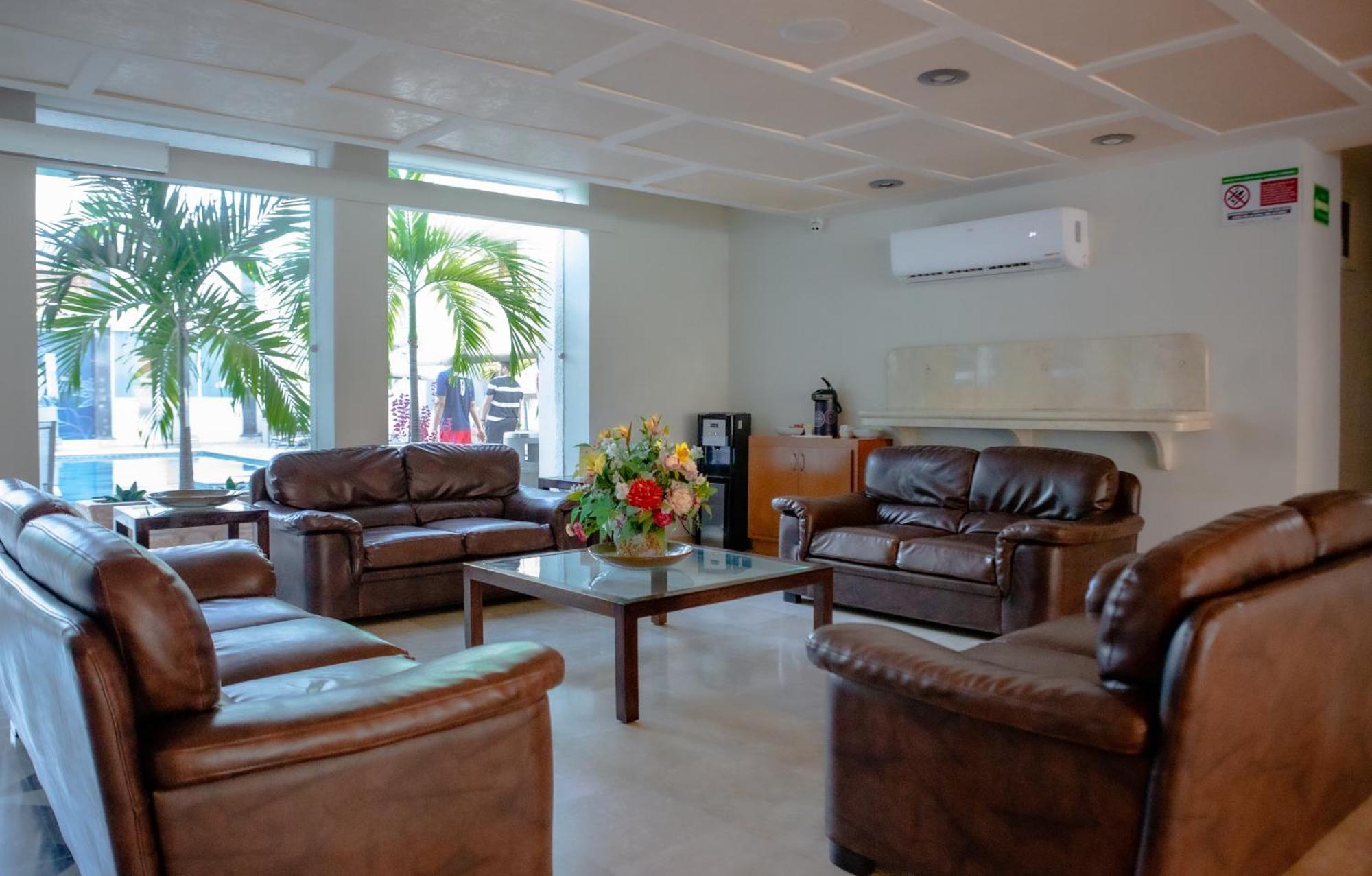 Quality Inn Mazatlan Bagian luar foto