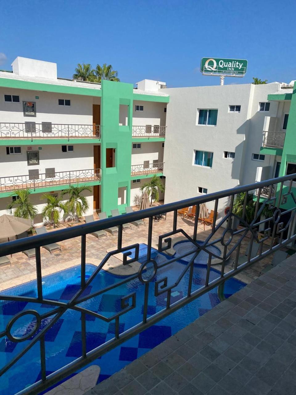 Quality Inn Mazatlan Bagian luar foto